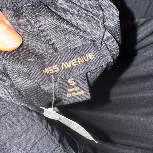 Miss Avenue Black Maxi Dress NWOT Open back. Size Small - Picture 5 of 6